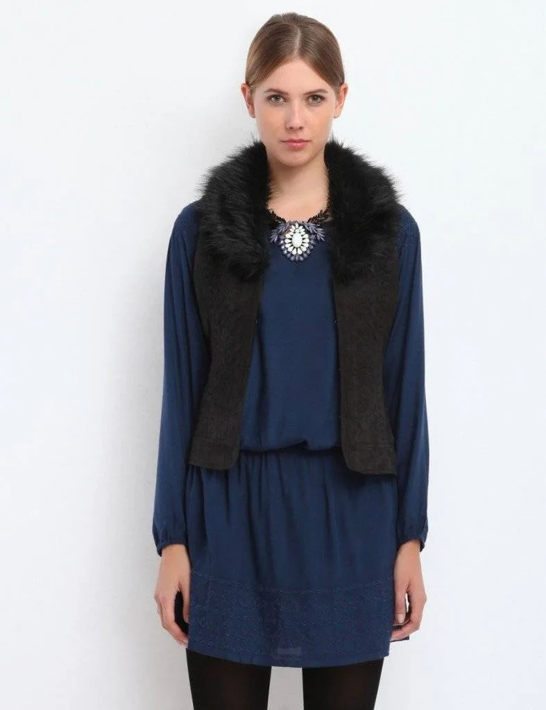 vesta-lady-cu-blanita-la-guler-~-negru-ska2707ca~stk-i612371-3