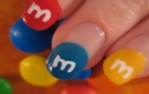 VIDEO Cum sa realizezi manichiura M&M
