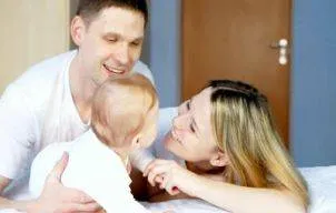 8 metode prin care sa-ti ajuti bebelusul in dezvoltarea motorie