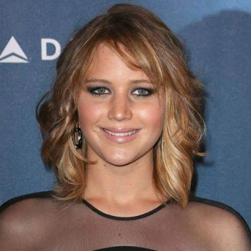 Jennifer Lawrence FOTO Modele de coafuri pentru par mediu, inspirate de la vedete