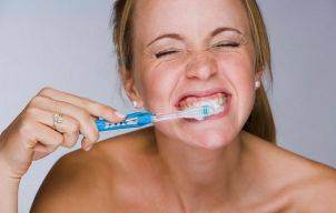 8 pasi importanti in pastrarea sanatatii dintilor