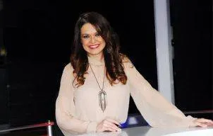 Raluca Lazarut: „Sunt adepta feminitatii in vestimentatie”. Inspira-te din tinutele ei cuminti!