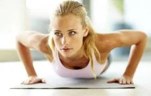 Flotarile, cel mai bun exercitiu de fitness. Iata de ce!