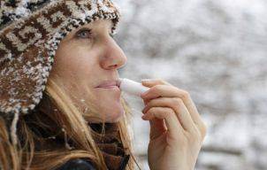 Buze crapate? Solutii la indemana pentru hidratarea buzelor in sezonul rece