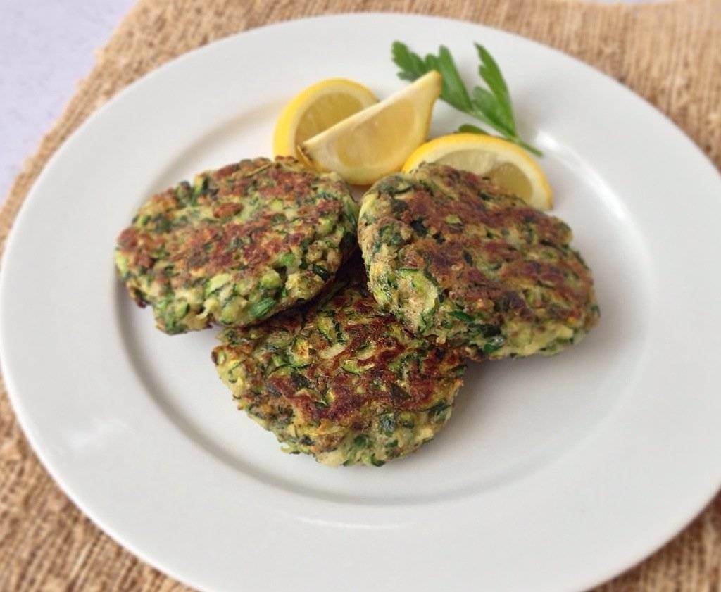 2 retete de chiftelute cu dovlecei pentru dieta