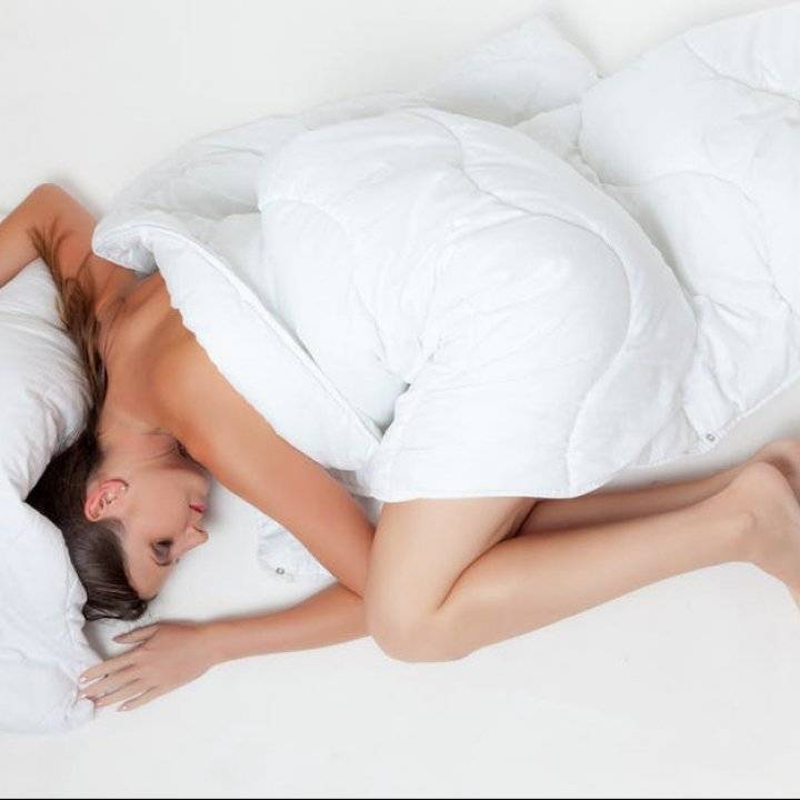 De ce ar trebui sa dormi dezbracata