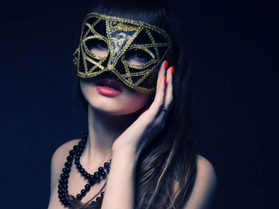 Top 3 zodii care joaca teatru in permanenta