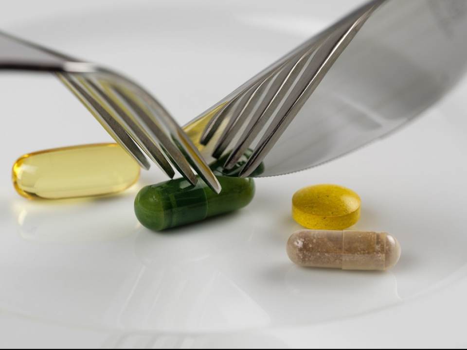 Alimente mai nutrivite decat multivitaminele