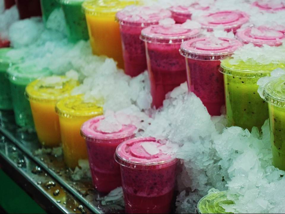 Smoothie-uri din cinci ingrediente pe care trebuie sa le incerci