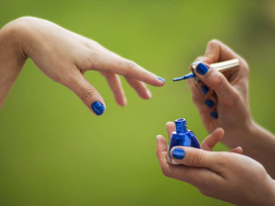 Trucuri care fac oja sa reziste mai multe zile pe unghii