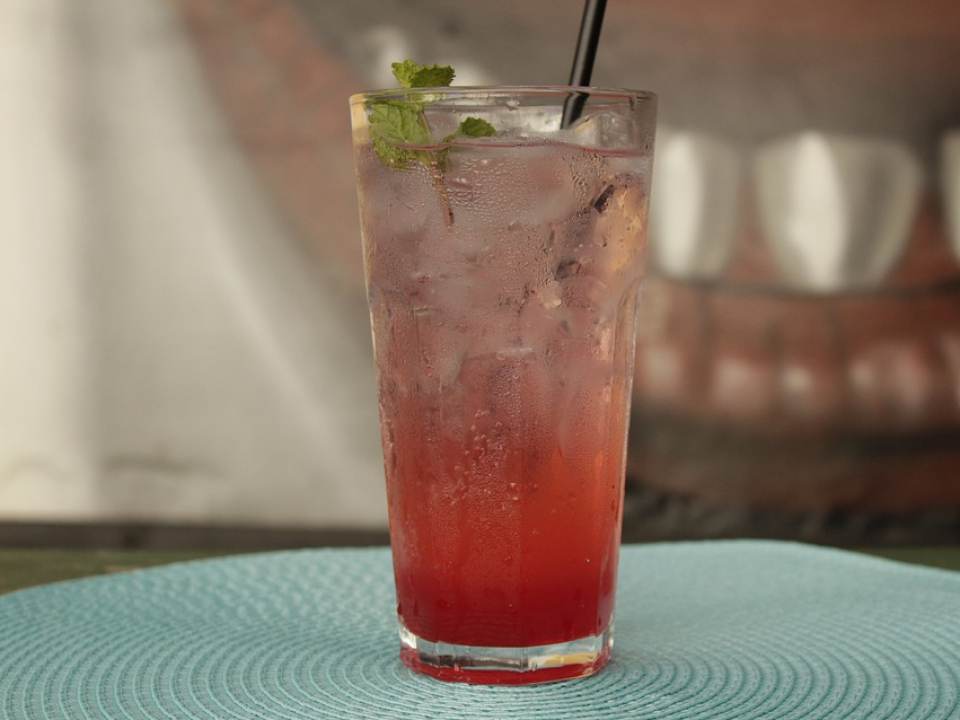 Cum sa te racoresti in aceasta primavara! Idei de cocktail-uri delicioase