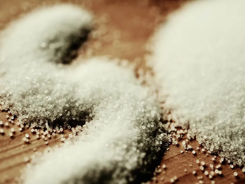 Cum stii daca mananci prea multa sare! Pericolele nestiute din spatele acestui mineral ce da savoare mancarurilor