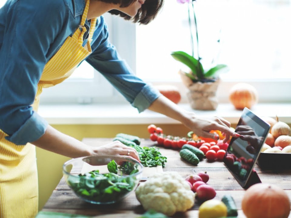Ce s-a intamplat in organismul unei tinere dupa ce a mancat carne dupa patru ani de dieta vegetariana! Efectele sunt nebanuite