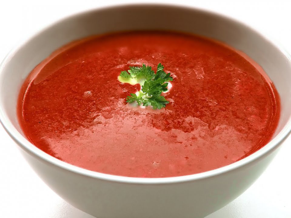 Supa de rosii cu dovlecel, un preparat delicios, usor de pregatit