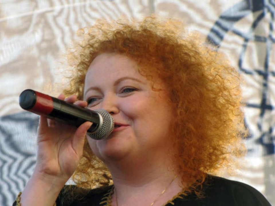 Drama din viata Narcisei Suciu! Abia acum a avut puterea sa vorbeasca despre asta: ”In ultimii 20 de ani nu a dormit mai multe de 4 ore pe noapte”