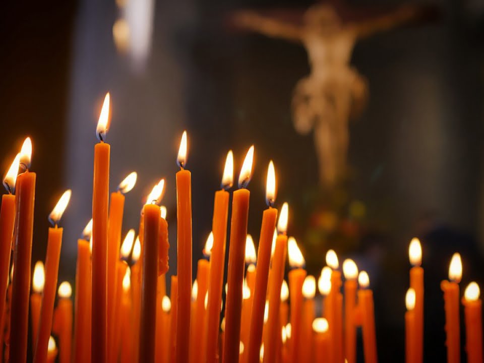 Rugaciunea parintilor pentru casatoria fiului sau fiicei lor! Ce sa rostesti pentru fericirea copilului