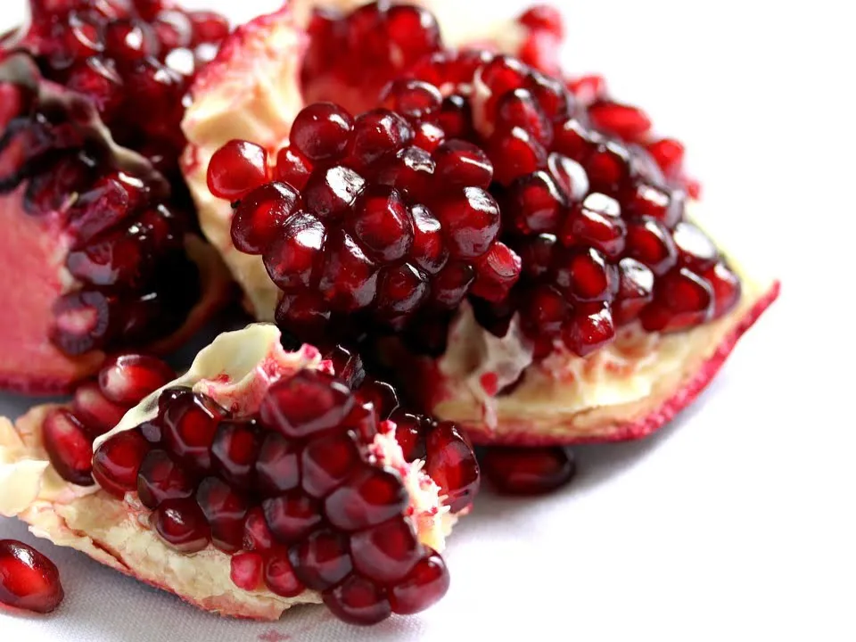 Slabeste rapid, fara efort! Dieta cu rodie, secretul unui trup lipsit de imperfectiuni