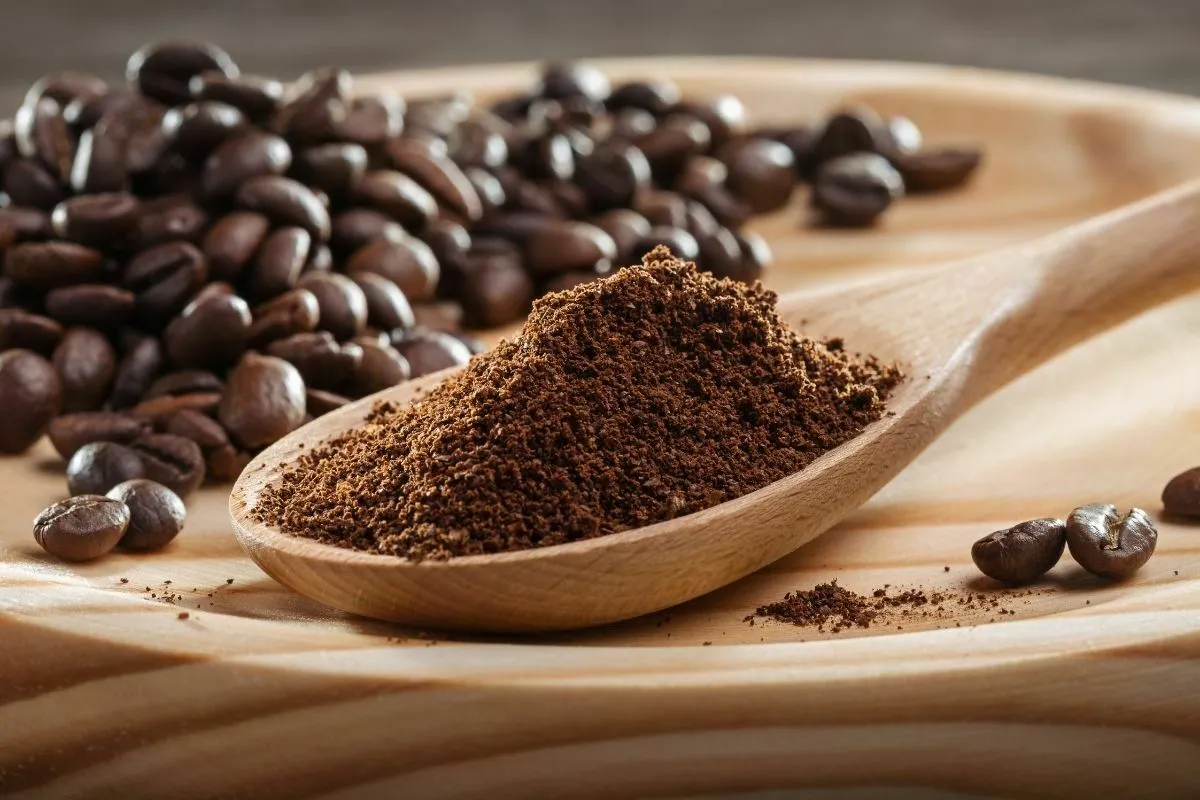 Zatul de cafea. 4 intrebuintari in ritualul de frumusete