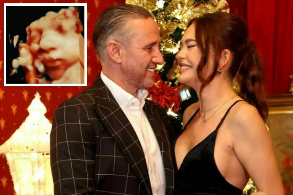 Laurentiu Reghecampf si Corina Caciuc, prima poza cu fiul lor. Ce nume au ales pentru baietel si cu cine seamana, de fapt