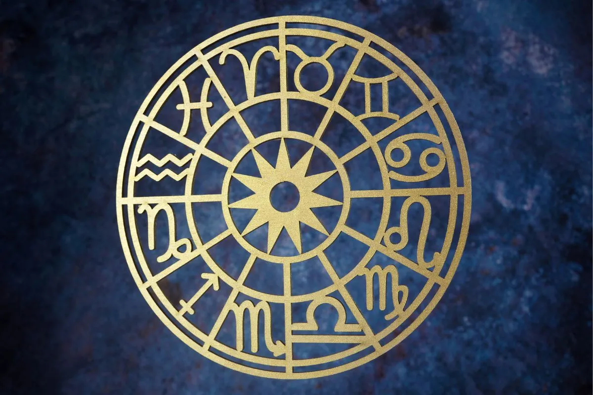 Horoscop 26 august 2022. Zodia Leu are parte de o zi de foc, iar zodia Balanta pleaca intr-o calatorie in interes de serviciu