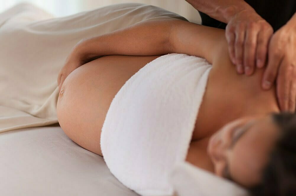 Masajul prenatal: Ajută sau este doar un moft?