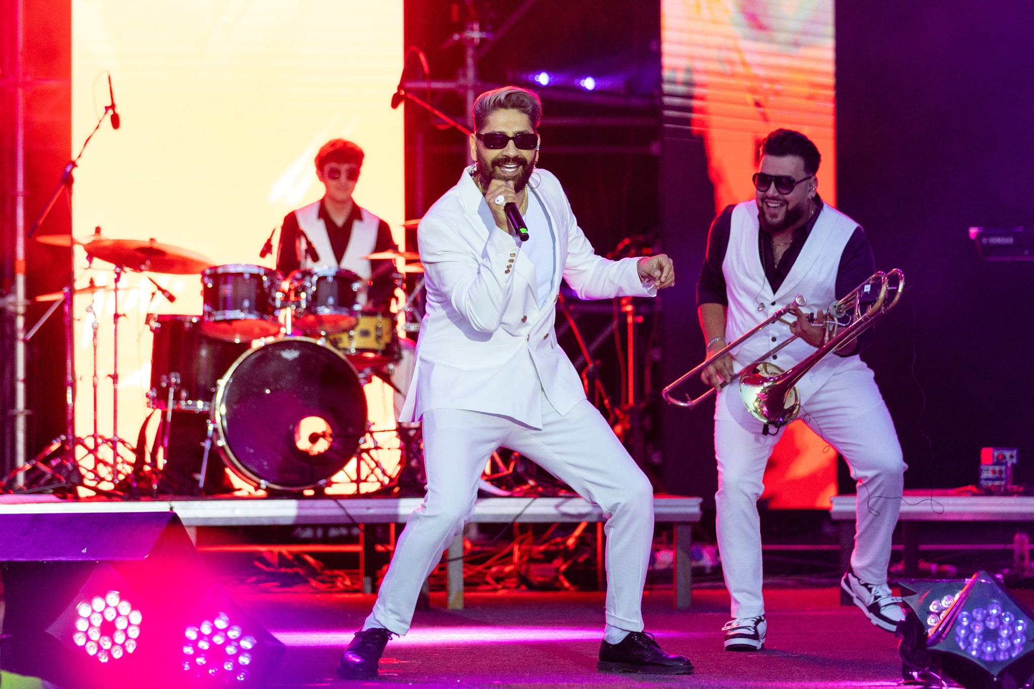 Connect R a facut show de ziua lui la Arenele Romane