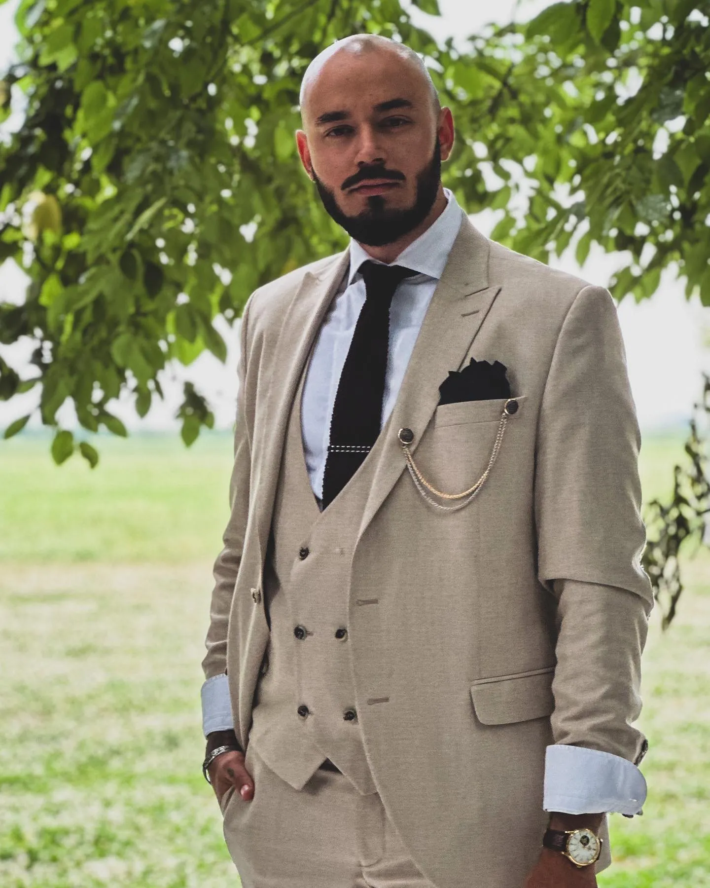 Victor Dorobanțu cutreieră lumea datorită rolului din Wednesday