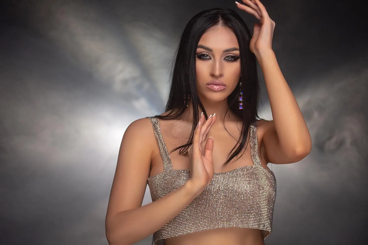 Gabriella Nastas între Antonio Pican și What s Up
