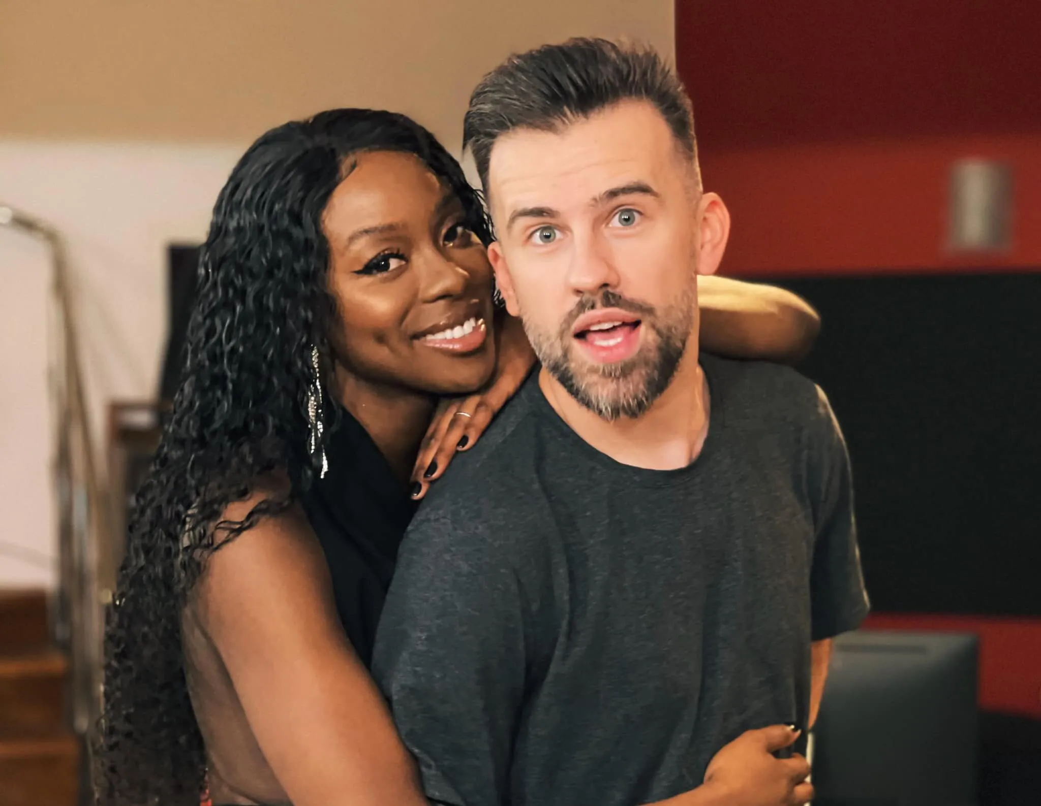 Florin Ristei a filmat cu iubita Naomi pentru un nou videoclip