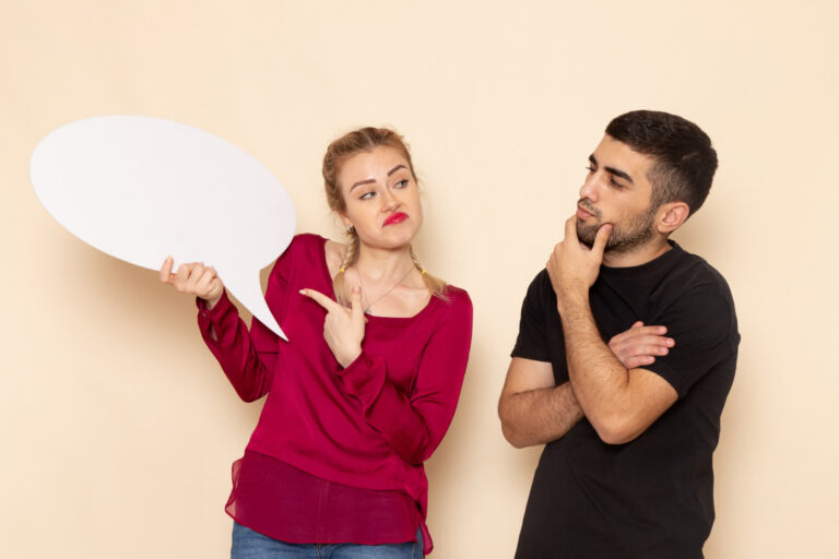 5 gesturi mici pe care bărbații le doresc în relația de cuplu