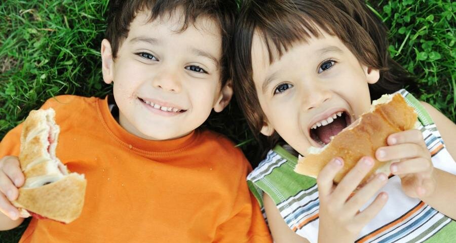 Fast Food pentru copii?