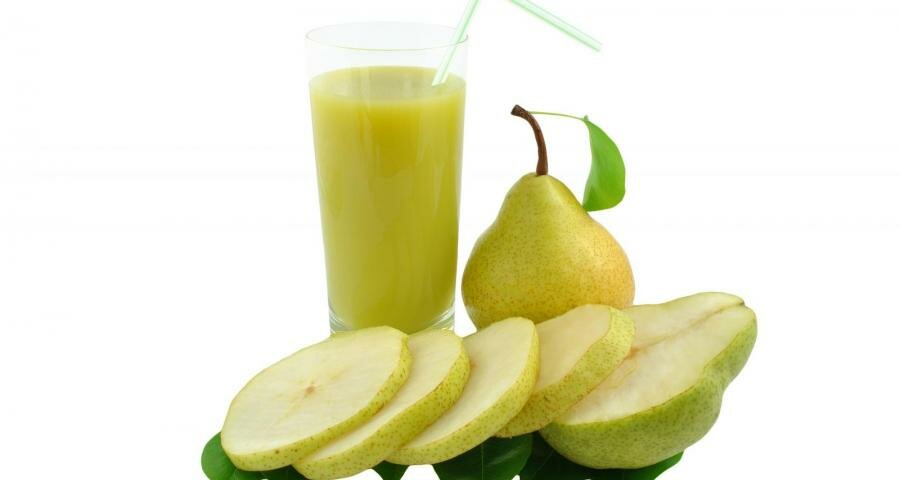 Suc raw din verdeturi de baza cu pere