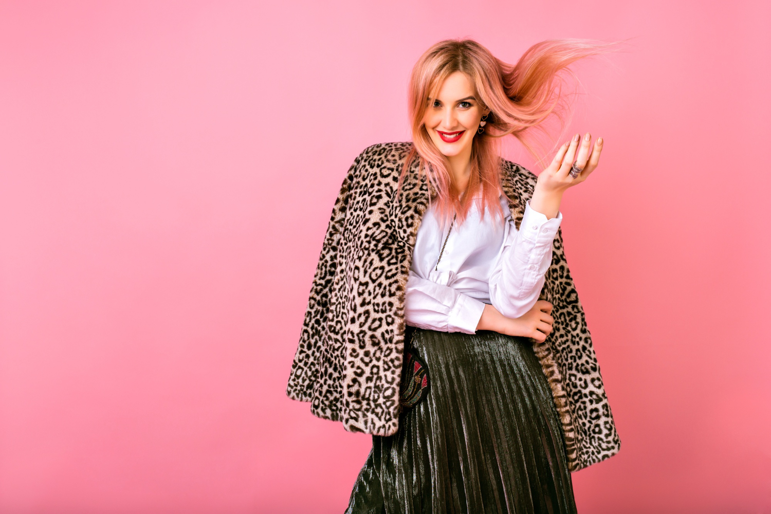 Cum să porți animal print pentru un look chic de toamnă – 5 piese cheie