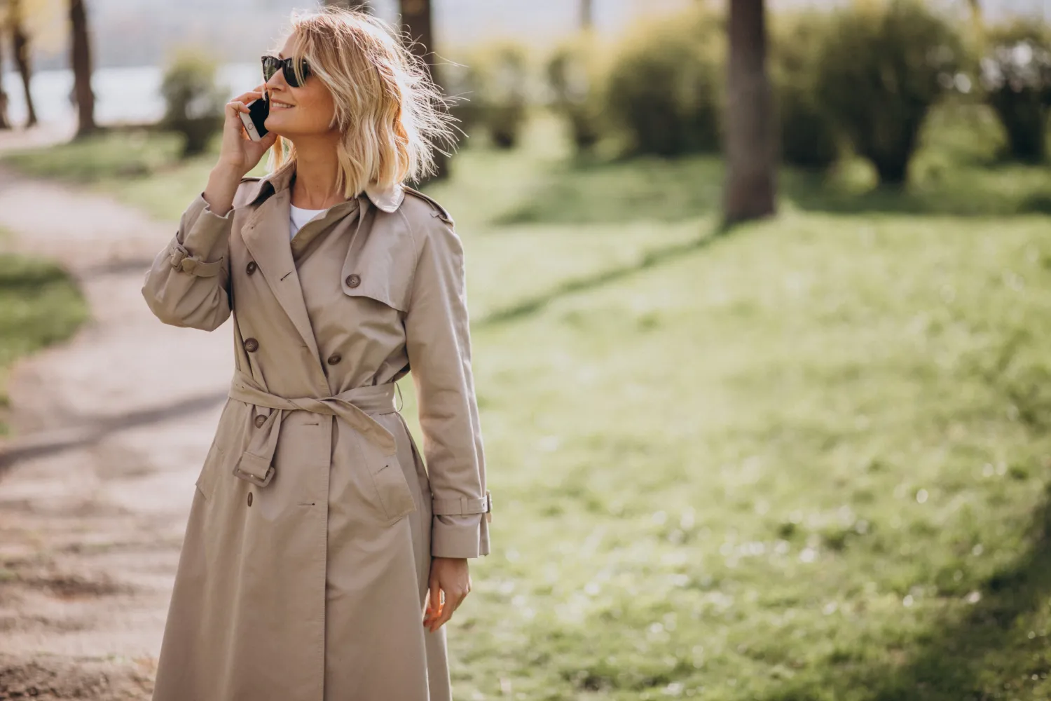 Nuanțele de bej, un must-have în moda sezonului