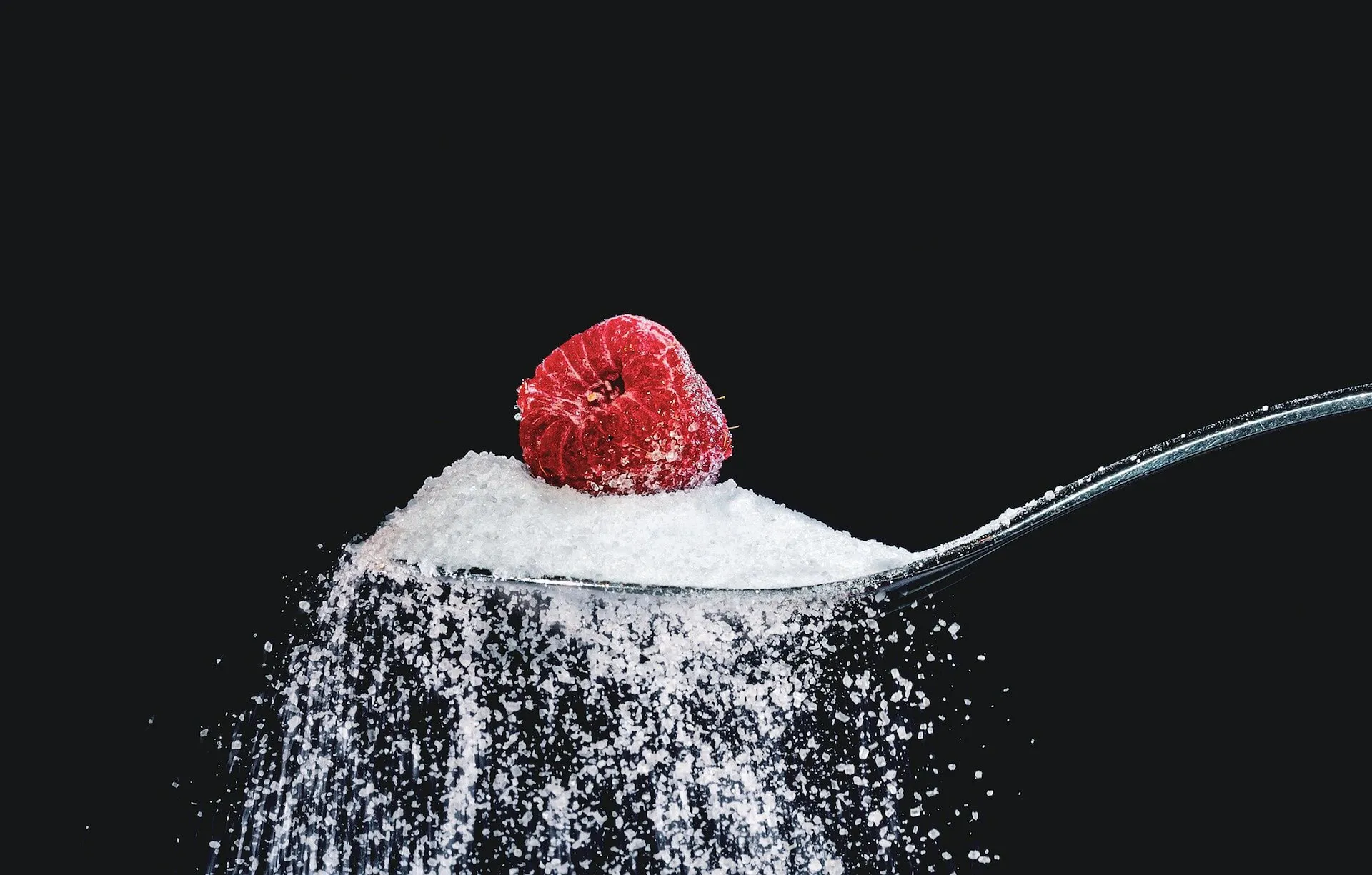 Câte calorii are zahărul și ce alternative sănătoase avem pentru a-l înlocui?
