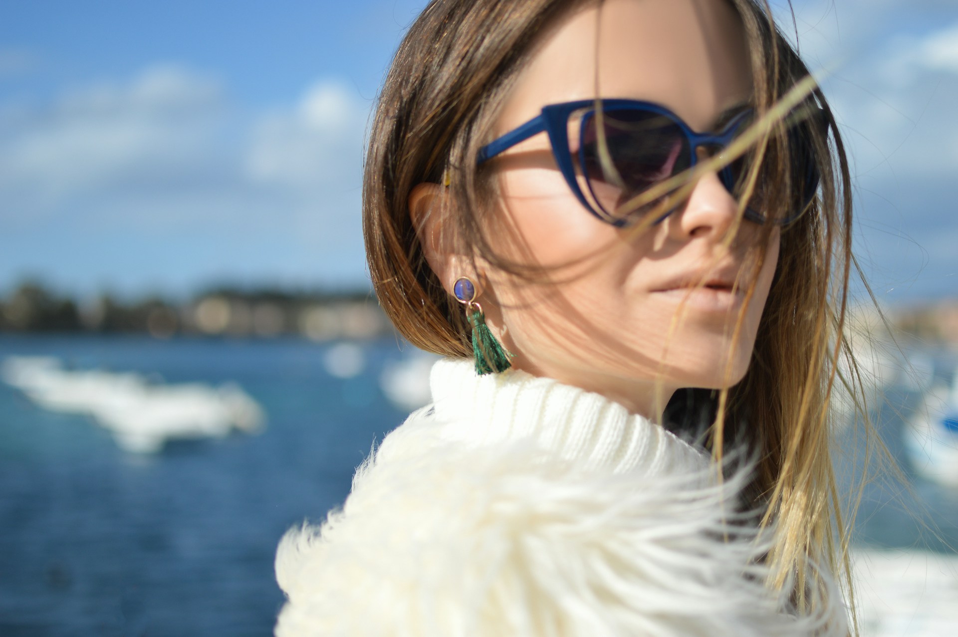 10 trucuri pentru a-ți face fața să pară mai subțire