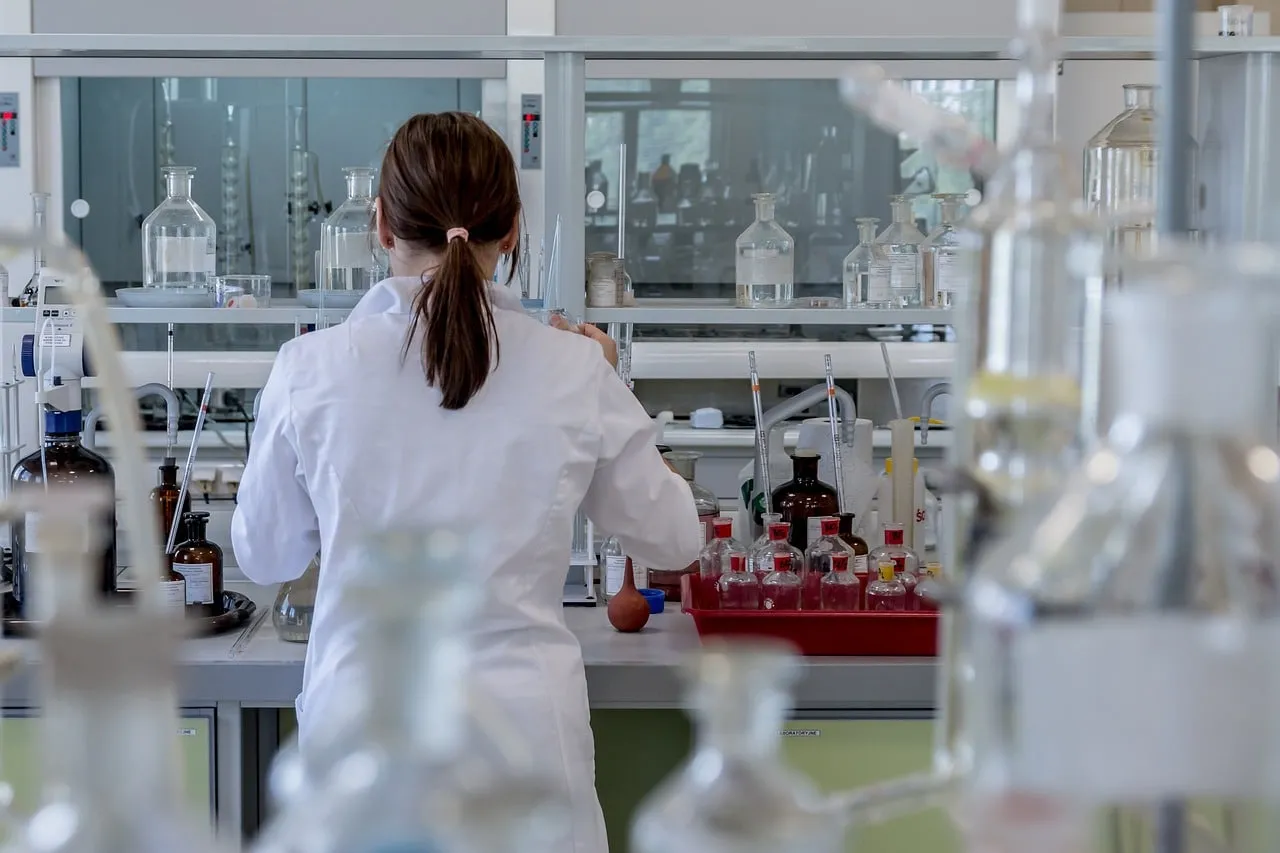 Donator de spermă cu mutație genetică a avut 197 de copii în Europa, unii au murit de cancer