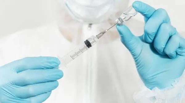 Vaccin hepatita B. Decizia CDC creează haos în maternități