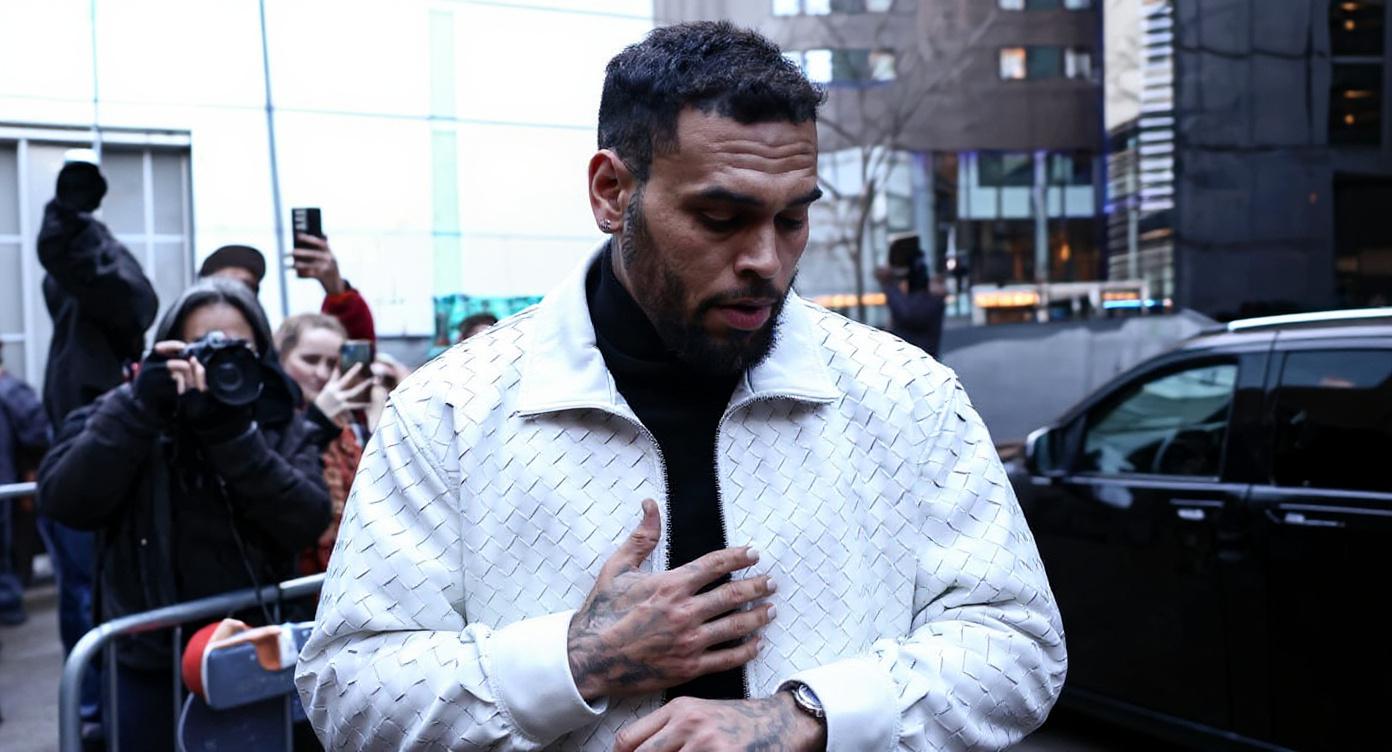 Chris Brown, la tribunal în Londra – Riscă ani grei pentru un atac din 2023