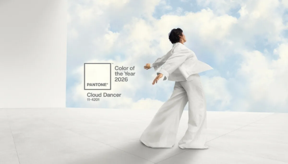 Pantone anunță Cloud Dancer ca culoarea anului 2026