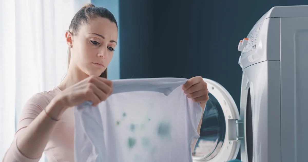Hainele noi – Pericolul invizibil. Formaldehidă, E.coli și alți microbi