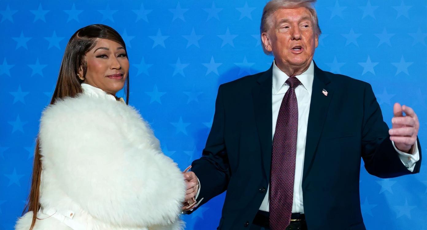 Nicki Minaj, cetățeană SUA pentru 1 milion $. Cum a obținut Gold Card”-ul de la Trump