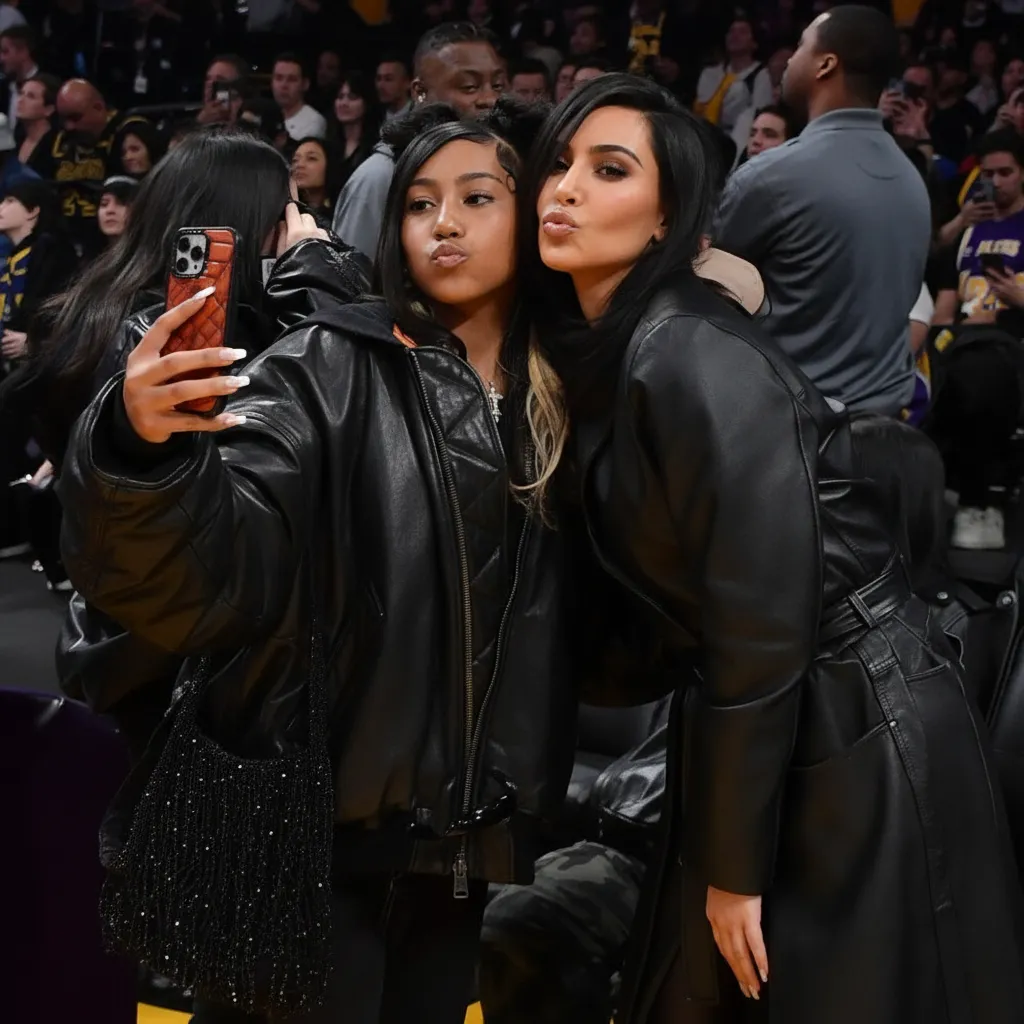 North West, fiica lui Kim Kardashian, șochează cu piercing pe nas