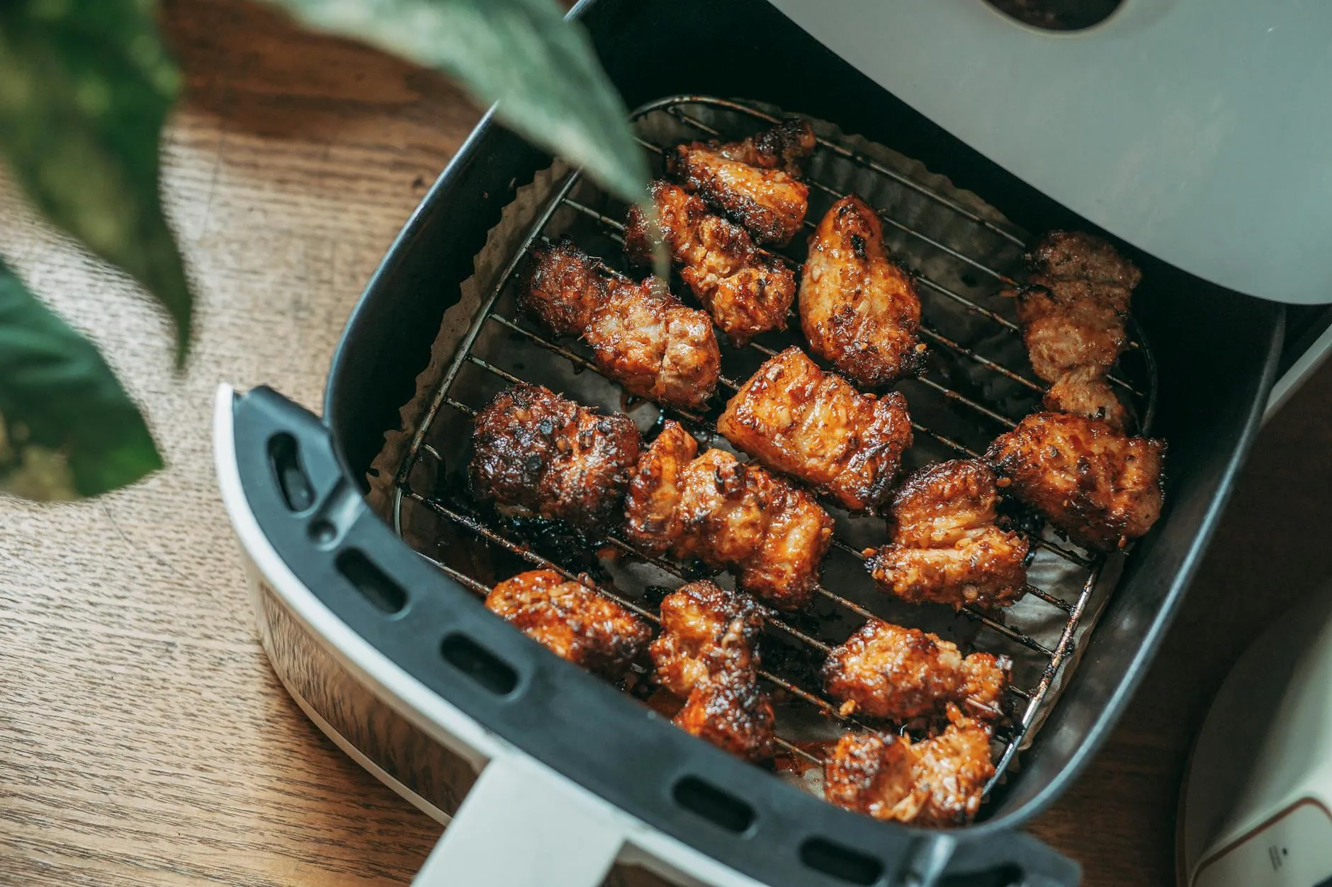 10 aperitive rapide la air fryer pentru Super Bowl 2025