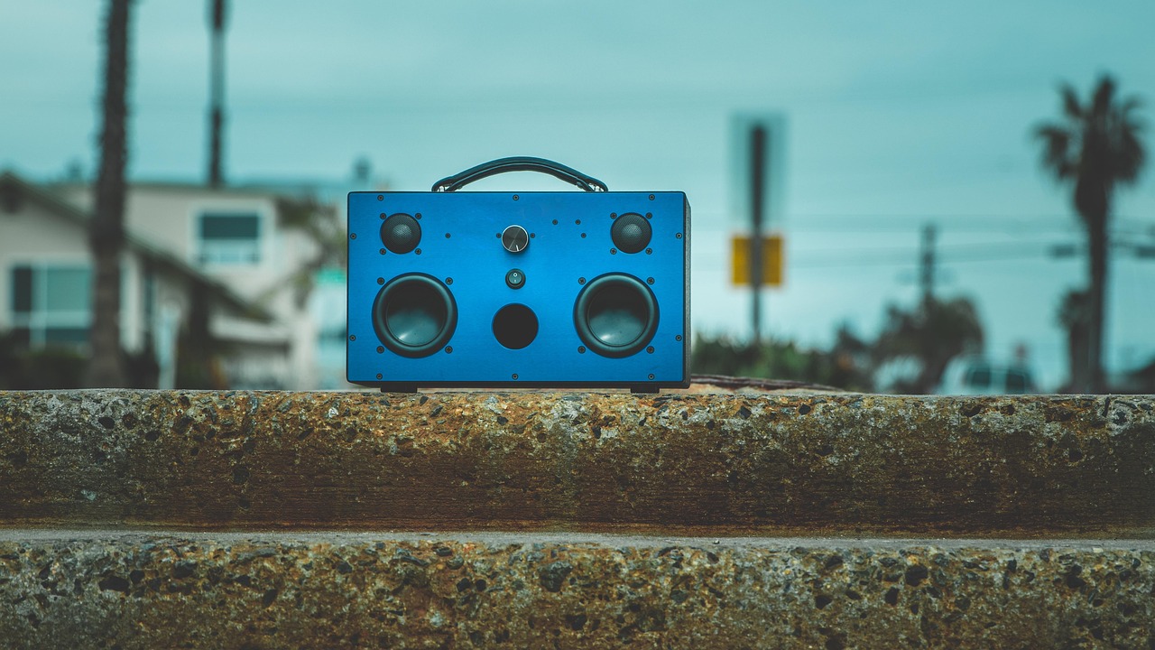 Top 4 modele de boxe cu Bluetooth portabile pentru tine în 2026