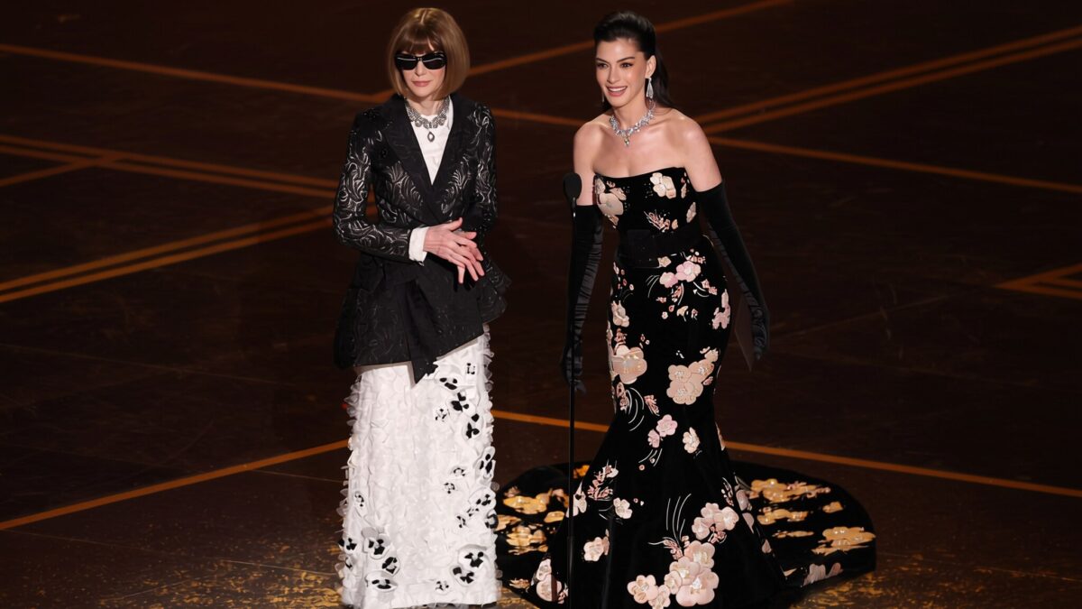 Anne Hathaway și Anna Wintour au recreat o scenă celebră la Premiile Oscar 2026