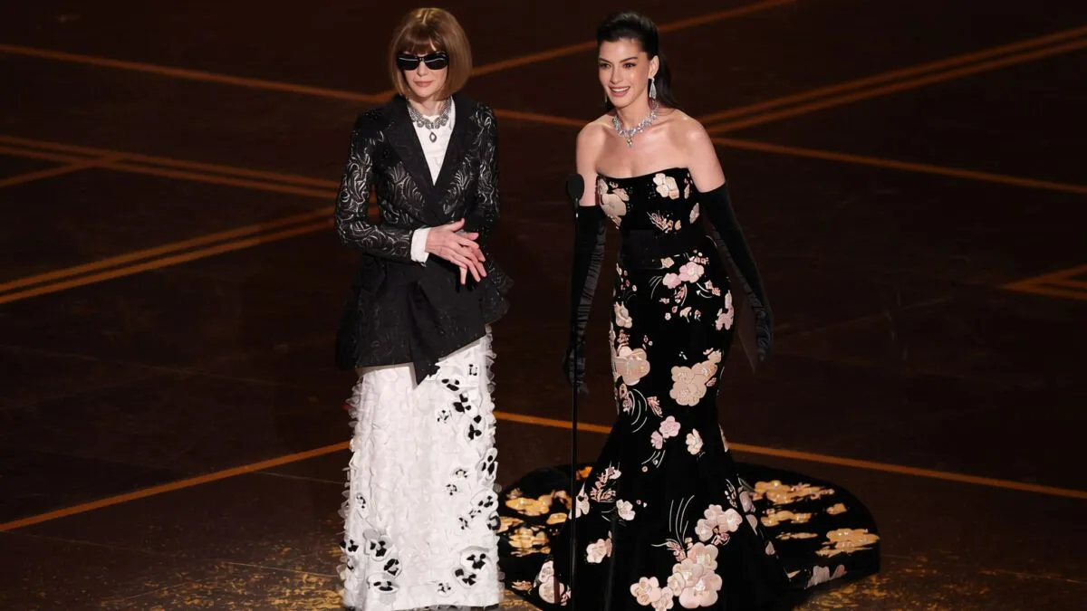 Anne Hathaway și Anna Wintour au recreat o scenă celebră la Premiile Oscar 2026