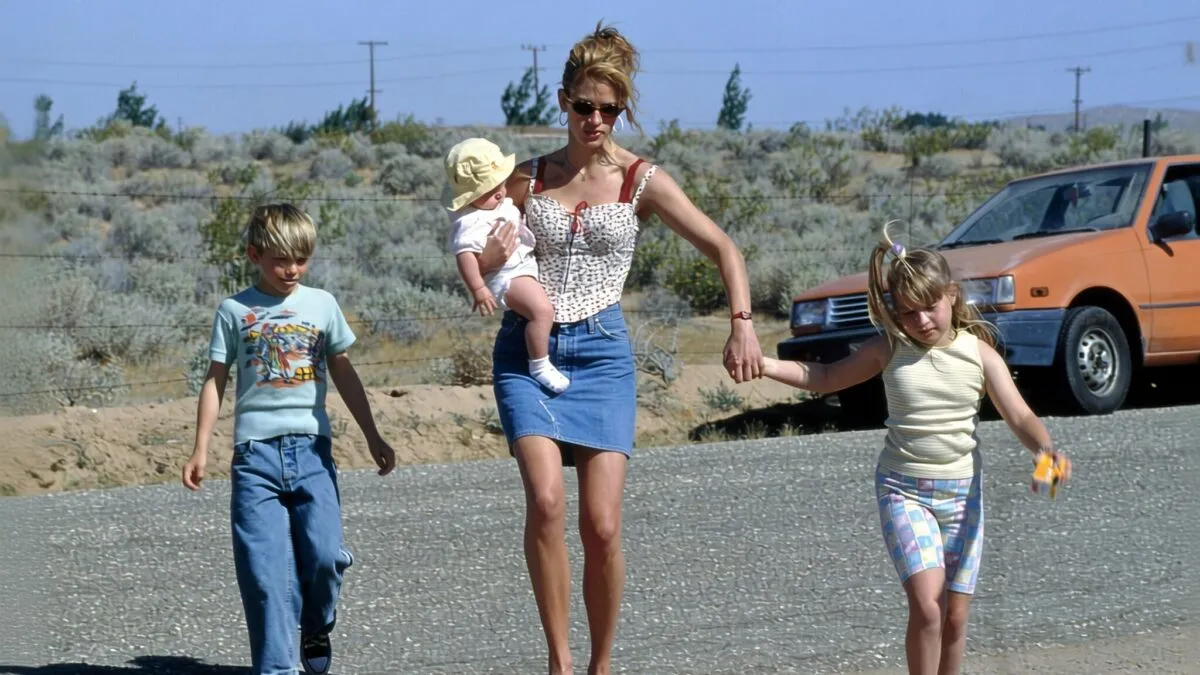 25 de ani de la Erin Brockovich, filmul care i-a adus Oscarul Juliei Roberts