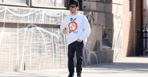 Harry Styles revine la Adidas Samba modelul de 150 de dolari epuizat complet