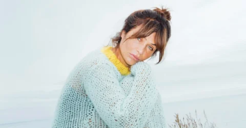 Helena Christensen lansează o colecție de tricotaje cu prețuri de până la 835 de dolari
